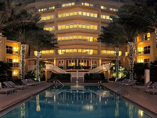 Edgewater Beach Hotel