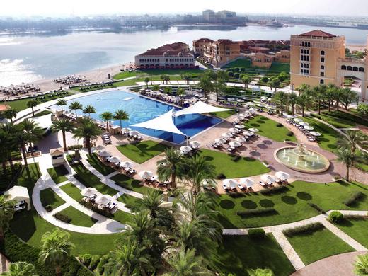The Ritz Carlton Abu Dhabi, Grand Canal