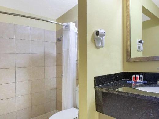 Grand Hotel Orlando at Universal Blvd