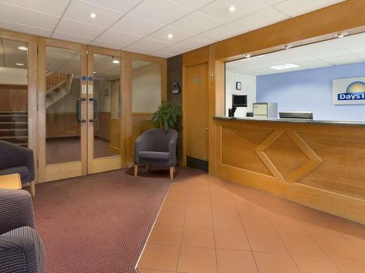 Days Inn by Wyndham Taunton