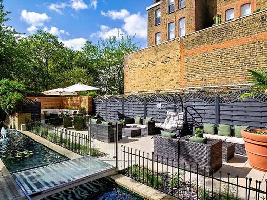 Holiday Inn London - Kensington High St.