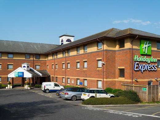 Holiday Inn Express Exeter East