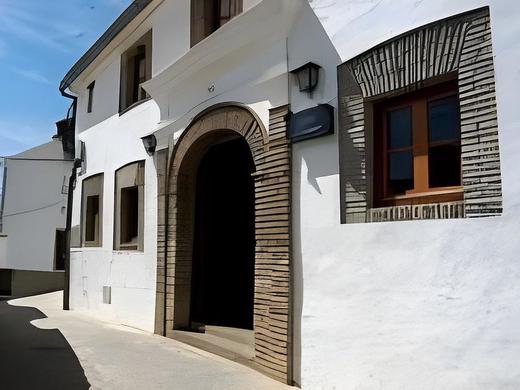 TUGASA Hotel La Posada