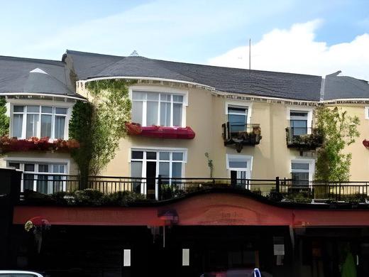 International Killarney