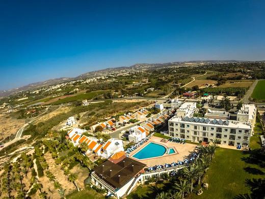 Helios Bay Hotel & Suites