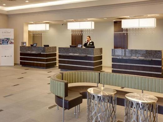 Radisson Hotel & Suites Fallsview