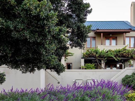 Devonvale Golf & Wine Lodge