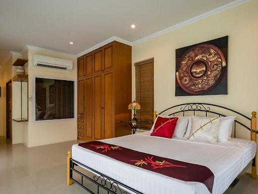 Fisherman Way Beach Resort