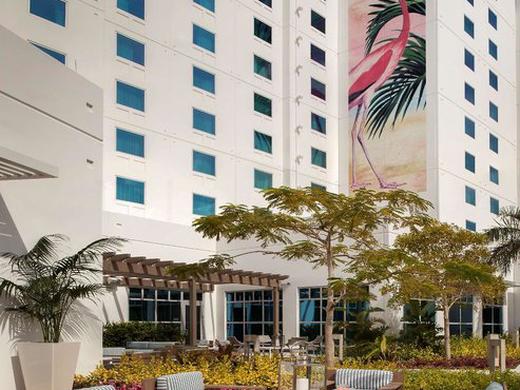 Homewood Suites by Hilton Miami Dolphin Mall