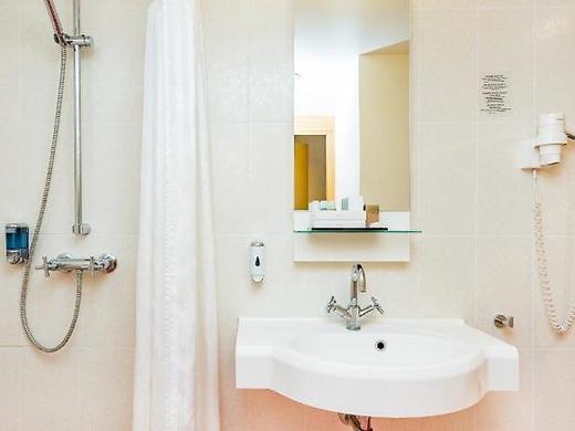 Meriton Old Town Garden Hotel