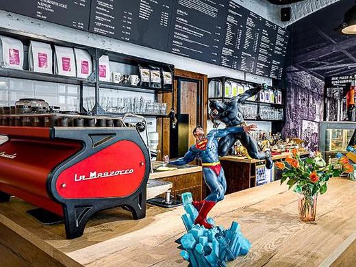 Royal Court Apartments