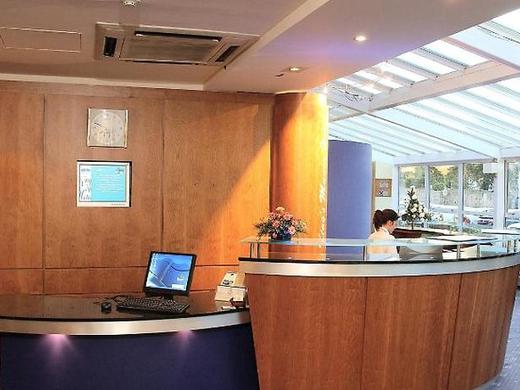 Best Western Kings Manor Hotel