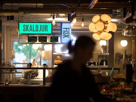 Hotel With Urban Deli