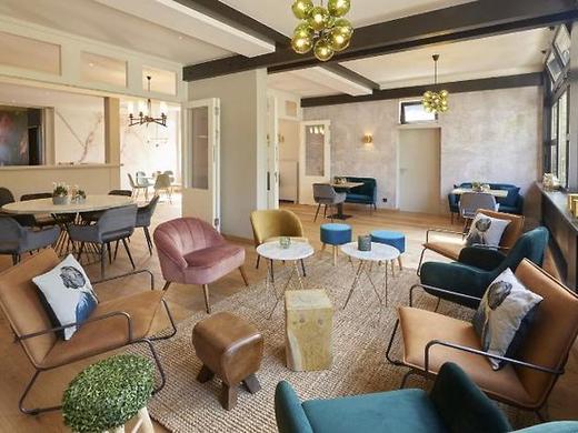 QUARTIER 82 by Arcadeon