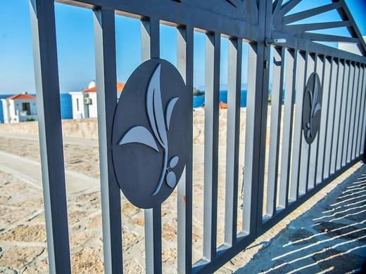 Eleia Seafront Villas