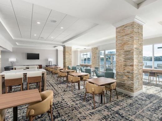 Homewood Suites by Hilton Miami-Airport/Blue Lagoon