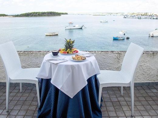 Isola lo Scoglio Hotel