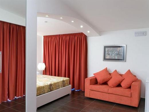 Patrizia Romana Palace