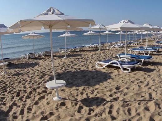 Sunny Day Club Hotel