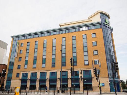 Holiday Inn Express Stratford