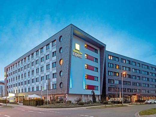 Holiday Inn Express Bremen Airport
