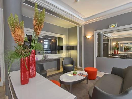 Timhotel Opéra Blanche Fontaine