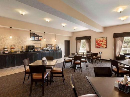 Days Inn by Wyndham Innisfail