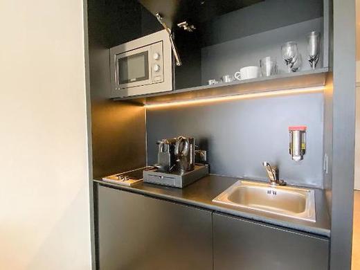 B(l)ackhome City Apartments