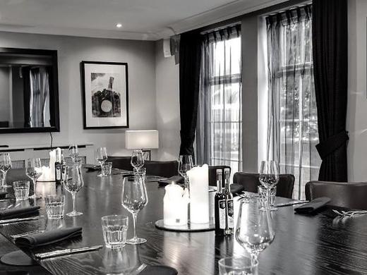 Crowne Plaza East Midlands Airport by IHG