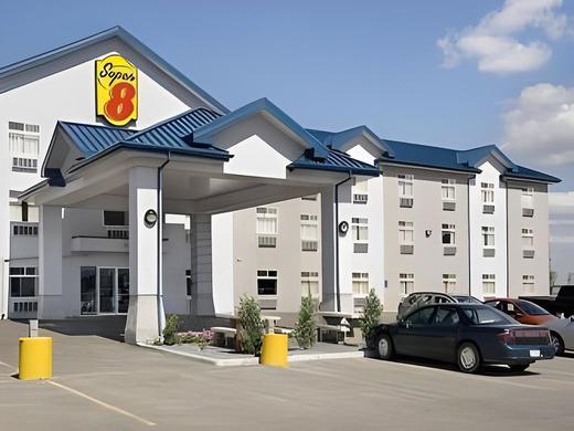 Super 8 by Wyndham Fort Saskatchewan