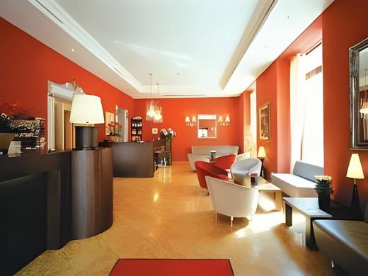 Myo Hotel Caruso