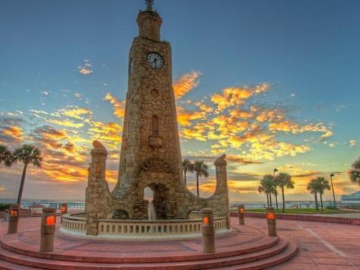 Holiday Inn & Suites Daytona Beach on the Ocean