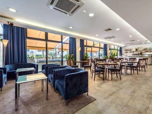 Annex Building of Art Hotel