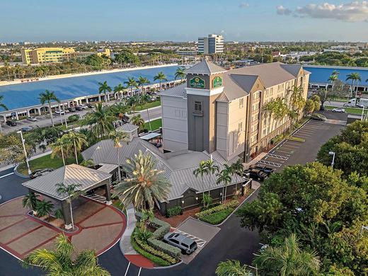 La Quinta Inn & Suites Miami Airport West