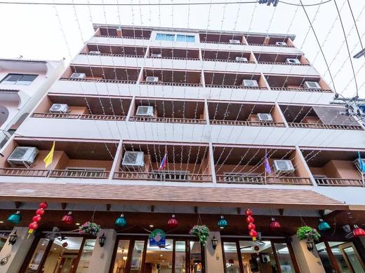 Thipurai Beach Hotel