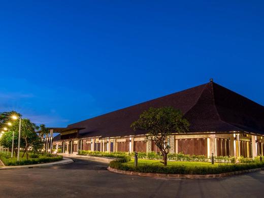 Bangsaen Heritage Hotel