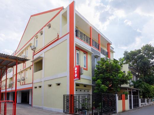 Super OYO 2008 Sellinas Family Residence Syariah