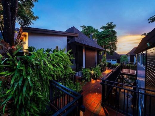 The Cliff Ao Nang Resort