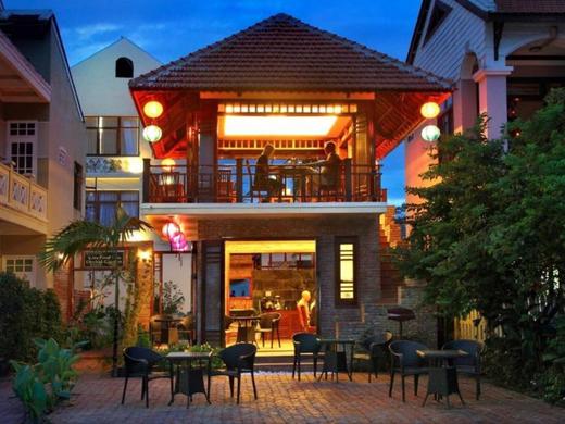 Villa Orchid Garden Riverside