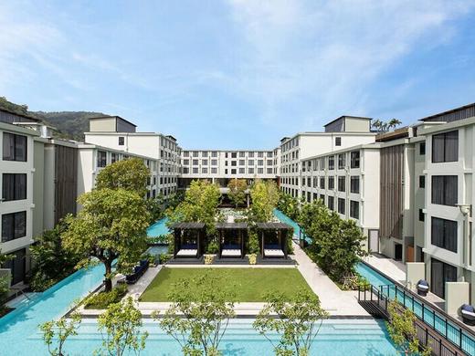 Four Points by Sheraton Phuket Patong Beach Resort