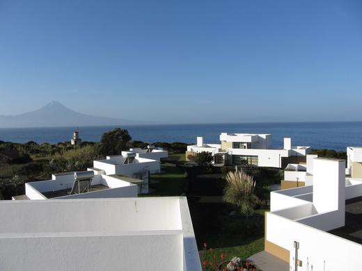 Cantinho das Buganvilias