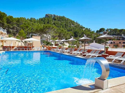 Universal Aparthotel Don Camilo