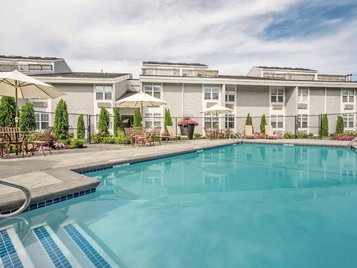 Holiday Inn Cape Cod - Hyannis