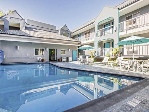 Quality Inn Near Hollywood Walk of Fame