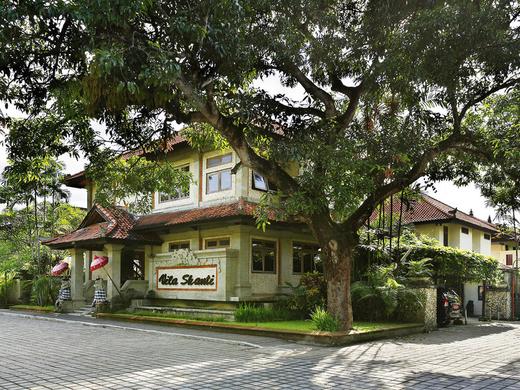 Vila Shanti Beach Hotel