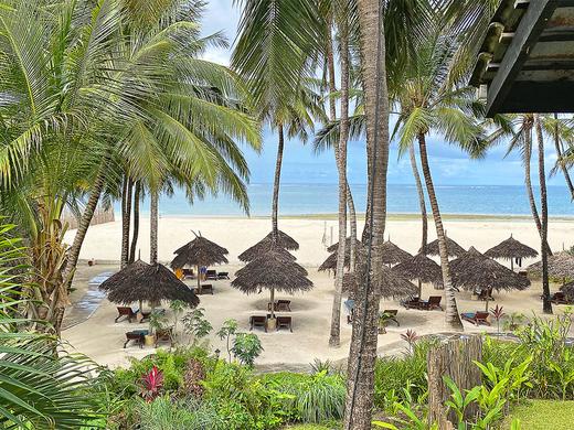 Pinewood Beach Resort & Spa