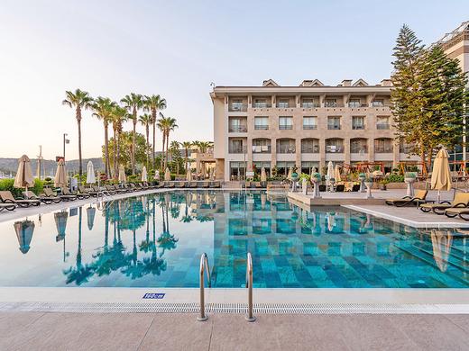 Hotel Fame Residence Kemer & Spa