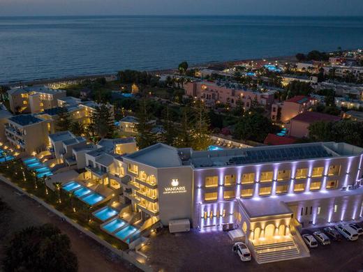 Vantaris Luxury Beach