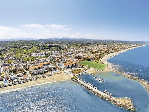 Porto Platanias Beach