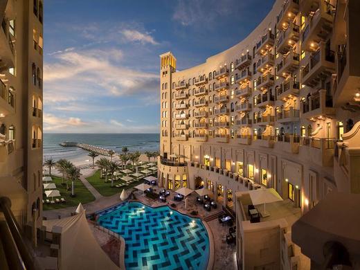 Bahi Ajman Palace Hotel